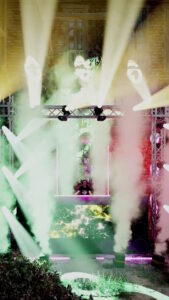 Read more about the article Eldoran’s stage with smoke and lights